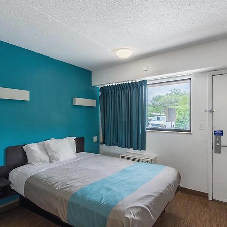 Motel 6-Overland Park, KS Buitenkant foto